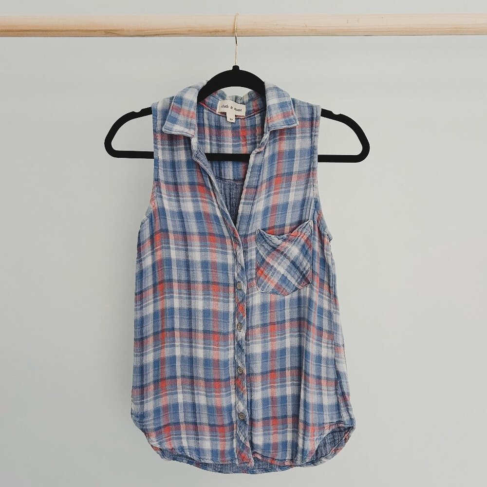 Cloth & Stone Blue Pink Plaid Button Down Tank Top With Pocket - XS